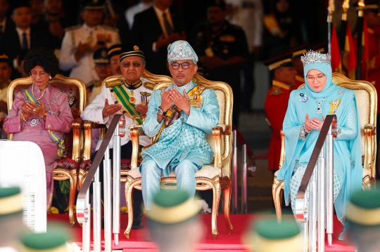 Momen Pelantikan Sultan Abdullah Jadi Raja Malaysia