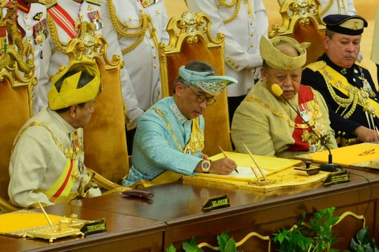 Momen Pelantikan Sultan Abdullah Jadi Raja Malaysia