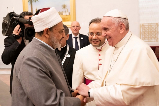 Kunjungan Bersejarah Paus Fransiskus di Semenanjung Arab