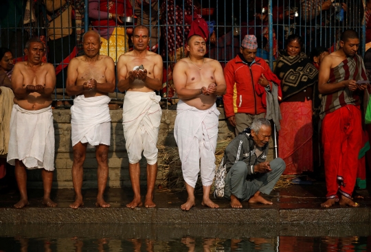 Melihat Festival Swasthani Brata Katha di Nepal