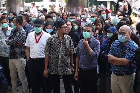 Aksi Solidaritas Wadah Pegawai KPK untuk Penyelidik yang Dianiaya