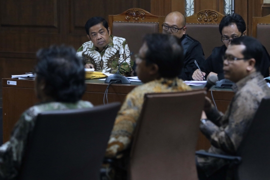 Jalani Sidang Lanjutan, Idrus Marham Dengarkan Kesaksian Jaksa KPK