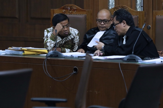 Jalani Sidang Lanjutan, Idrus Marham Dengarkan Kesaksian Jaksa KPK