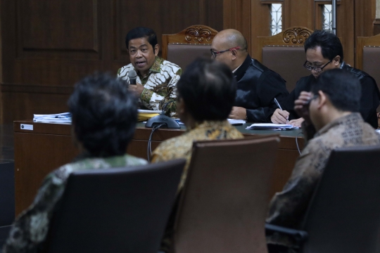 Jalani Sidang Lanjutan, Idrus Marham Dengarkan Kesaksian Jaksa KPK