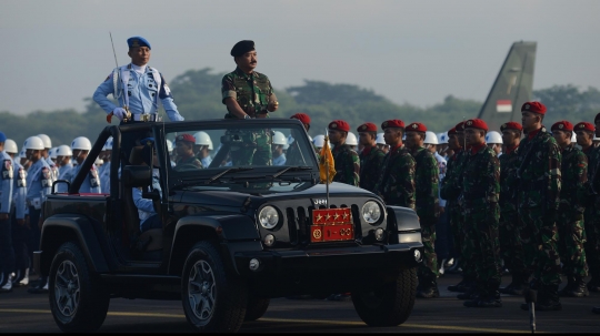 Panglima TNI Hadi Tjahjanto Pimpin Upacara Operasi Gaktib dan Yustisi 2019