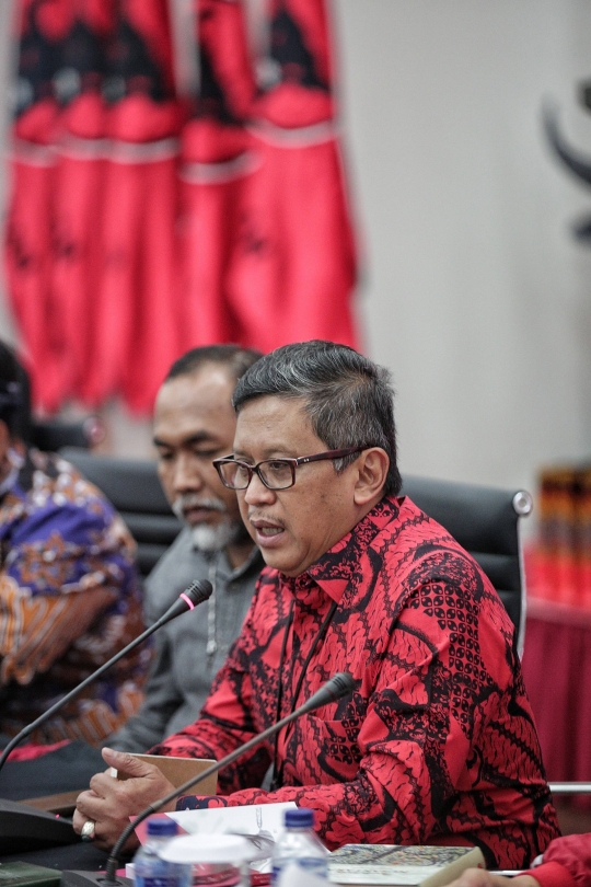 PDIP Bertemu Delegasi Adat Nusantara Bahas Penetapan Hari Adat