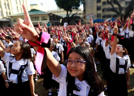 Ribuan Siswa Kampanye Lawan Kekerasan di Hari Valentine