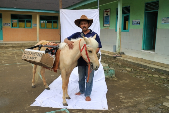 Kuda Pustaka, Derap Literasi di Lereng Gunung Slamet