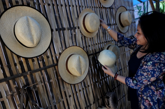 Melihat Ragam Kerajinan UMKM di Bamboo Market Serpong