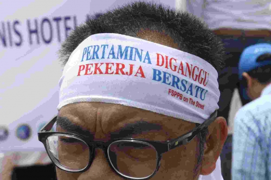 Aksi Demo Pekerja Pertamina Kepung Istana