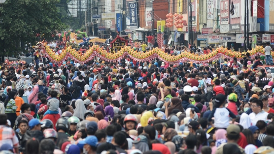 Semarak Pawai Cap Go Meh di Bekasi