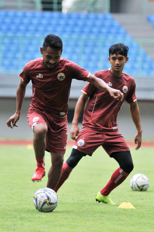 Latihan Persija Jakarta Jelang Menghadapi Tira-Persikabo