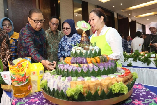 Menengok Lomba Kreasi Jajanan Pasar Tradisional