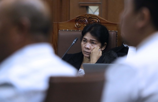 Diselimuti Duka, Hakim Ad Hoc Merry Purba Tetap Jalani Persidangan