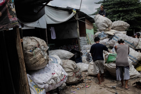 Lahan Ditempati Pemulung, Pemprov DKI Batal Bangun Kantor Damkar