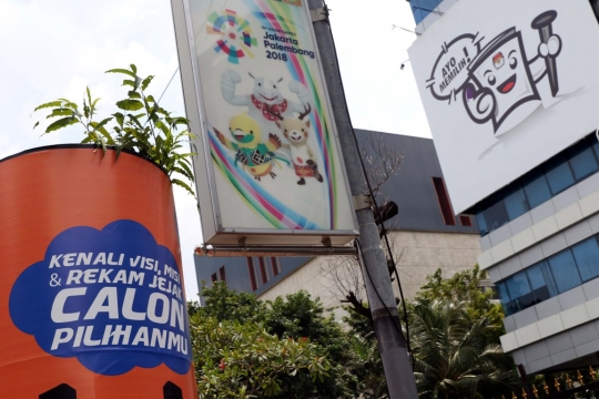 Media Sosialisasi Pemilu 2019 Mulai Bertebaran di Jalan Medan Merdeka Barat