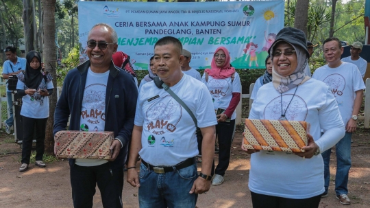 Keceriaan Anak-Anak Korban Tsunami Banten Berwisata di Ancol