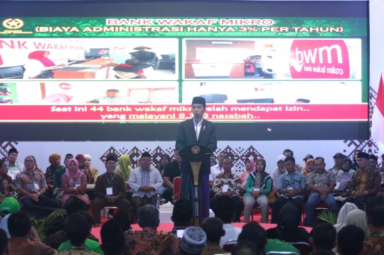 Jokowi Cek Penyaluran KUR di Tasikmalaya