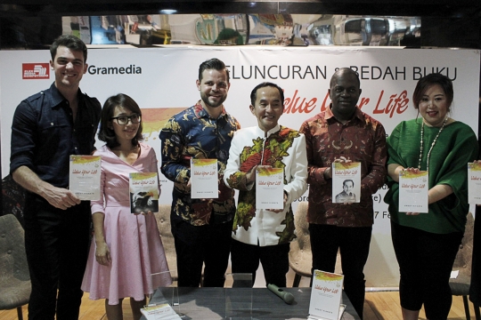 Onggy Hianata Luncurkan Buku 