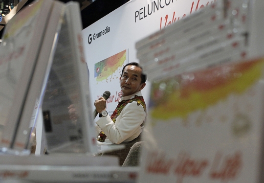 Onggy Hianata Luncurkan Buku 