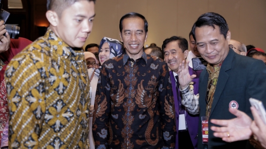 Jokowi di Acara Silaturahmi Komunitas Kesehatan