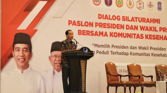 Jokowi di Acara Silaturahmi Komunitas Kesehatan