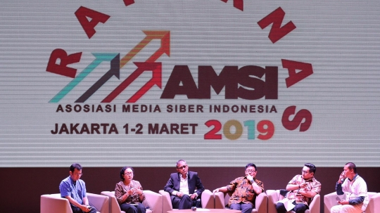 Diskusi Regulasi dan Transformasi Media di Rakernas AMSI