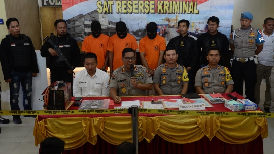 Polisi Tetapkan 3 Tersangka Terkait Kebakaran 34 Kapal di Muara Baru