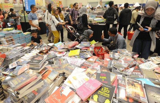 Berburu Buku Diskon di Big Bad Wolf 2019