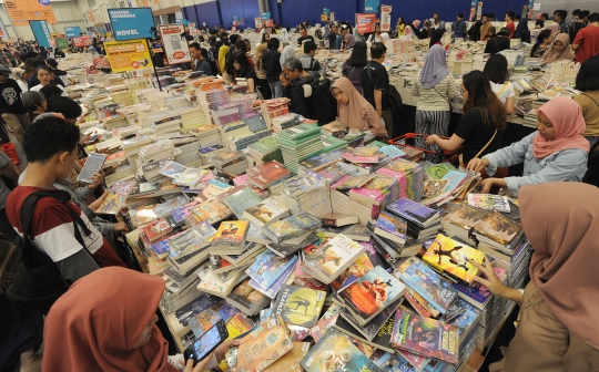 Berburu Buku Diskon di Big Bad Wolf 2019