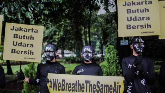 Aksi Greenpeace Soroti Kualitas Udara Jakarta Paling Buruk di Asia Tenggara