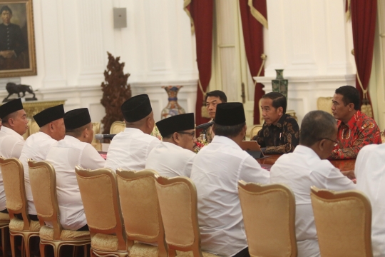 Jokowi Terima Kunjungan Asosiasi Petani Tebu Rakyat Indonesia