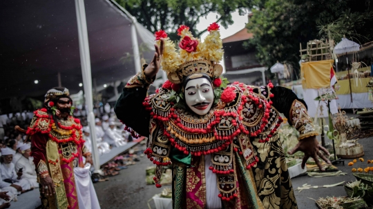 Tawur Agung Kesanga di Pura Aditya Jaya Rawamangun