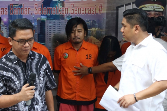 Vokalis Grup Band Zivilia Ditangkap Terkait Narkoba