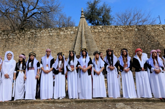 Kegiatan Wanita-wanita Cantik Yazidi di Hari Perempuan Internasional