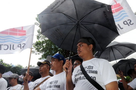 Kasus Korupsi JICT, Ratusan Pekerja Geruduk Gedung KPK