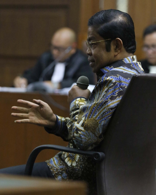 Idrus Marham Jalani Sidang Keterangan Terdakwa