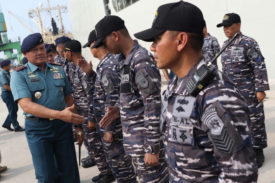 KRI Semarang-594 Perkuat Unsur Satfib Koarmada I TNI AL