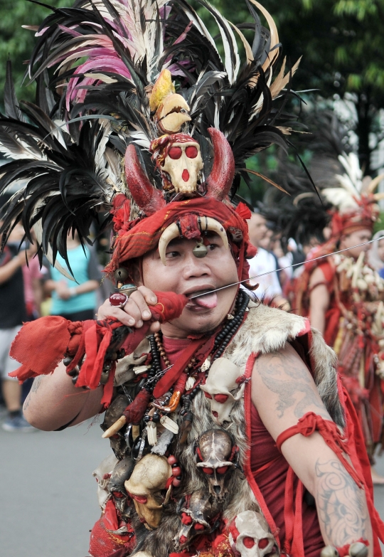 Tari Kabasaran Minahasa Meriahkan Car Free Day