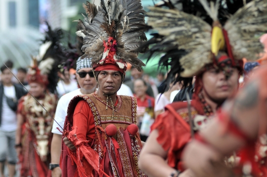 Tari Kabasaran Minahasa Meriahkan Car Free Day