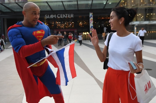 Saat 'Superman' Ajak Warga Thailand Berikan Suara untuk Pemilu