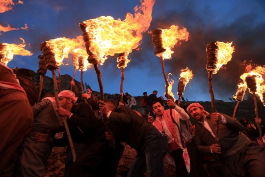 Sukacita Suku Kurdi Iraq Peringati Hari Nowruz