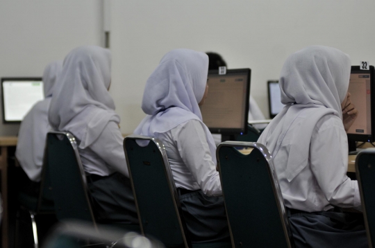 Melihat Pelaksanaan UNBK di SMKN 50 Jakarta