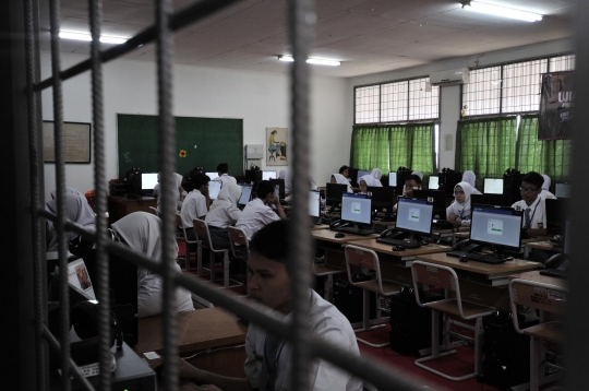 Melihat Pelaksanaan UNBK di SMKN 50 Jakarta