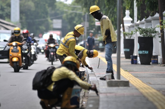 Jalur Pedestrian di Jalan Persahabatan Raya Dipercantik