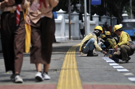 Jalur Pedestrian di Jalan Persahabatan Raya Dipercantik