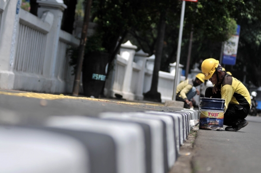 Jalur Pedestrian di Jalan Persahabatan Raya Dipercantik