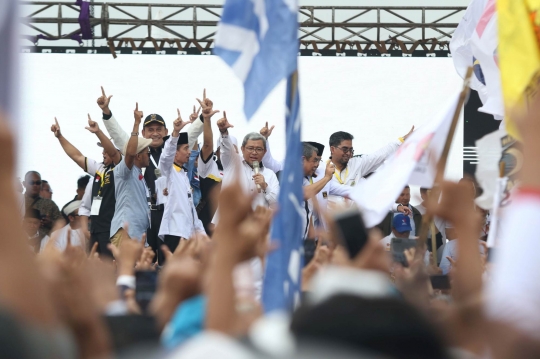 Bersama Tokoh Koalisi, Capres Prabowo Sapa Pendukung di Cibinong