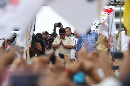 Bersama Tokoh Koalisi, Capres Prabowo Sapa Pendukung di Cibinong