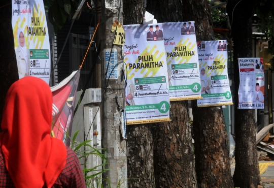 Atribut Pemilu Rusak Lingkungan